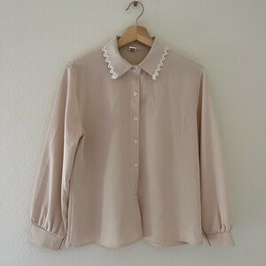 Laced collar beige blouse